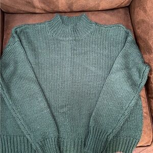 Women's Green Sweater